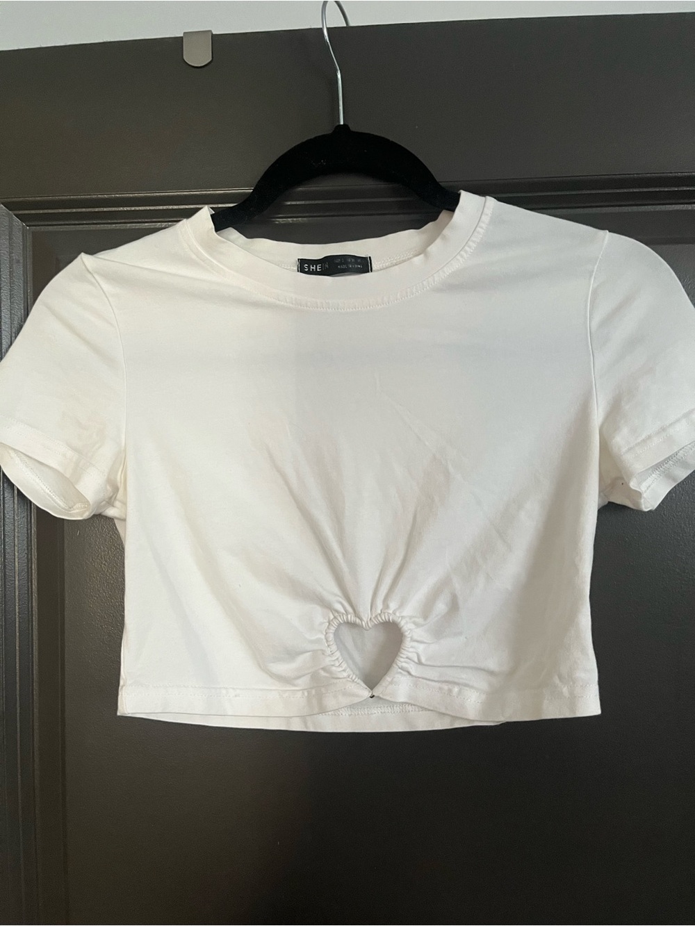 SHEIN women’s white short sleeve crop top with heart opening size Small